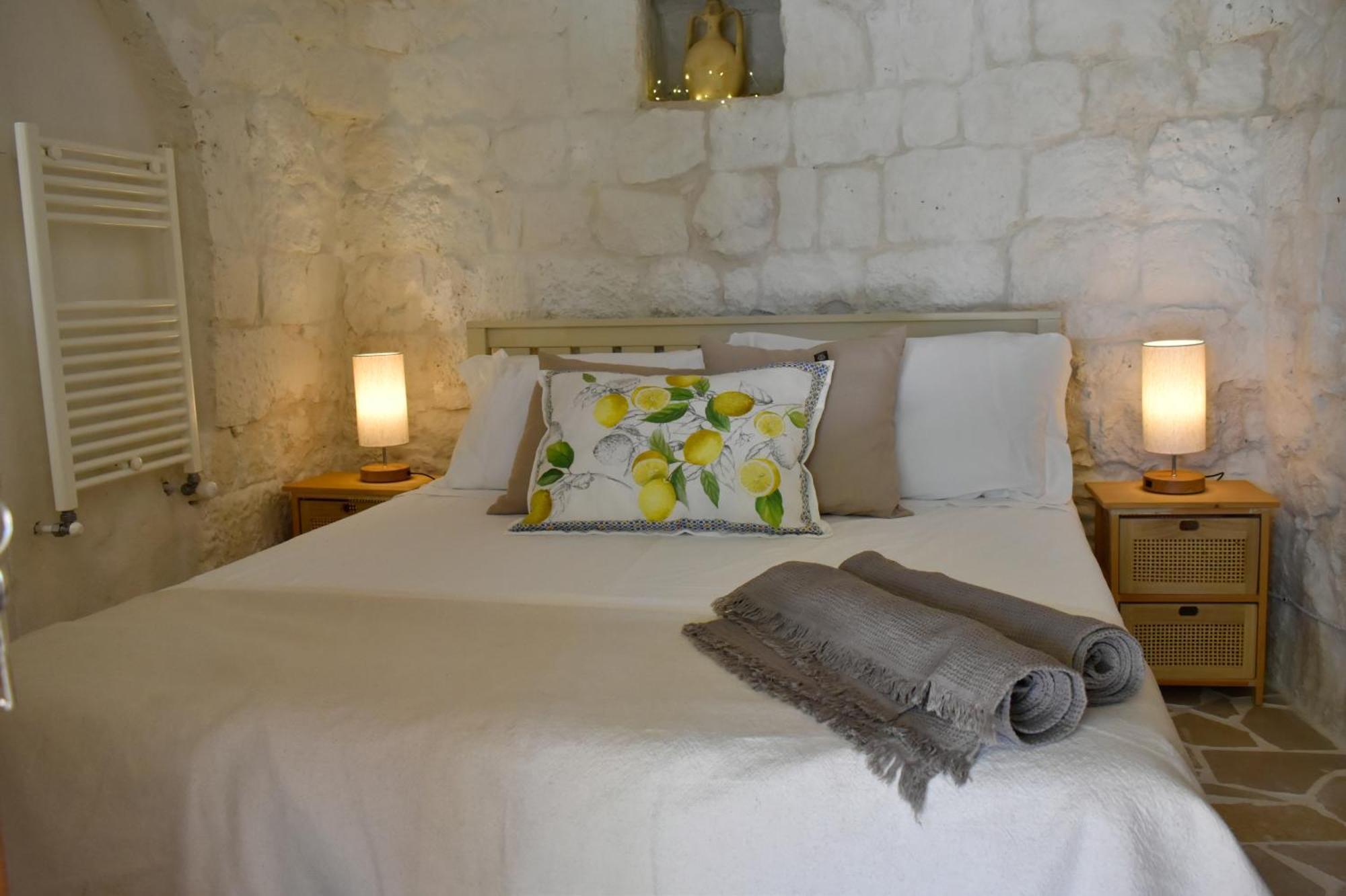 Terre D'Amore - For Couples Hotel Ostuni Kültér fotó